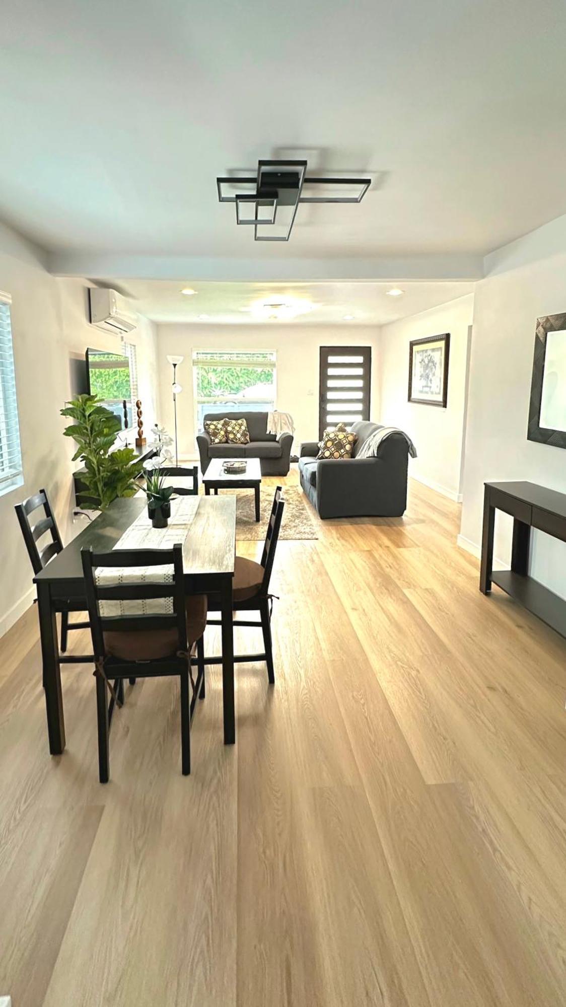 Modern 2Br Stylish & Cozy Unit Bed & Breakfast ลอสแอนเจลิส ภายนอก รูปภาพ