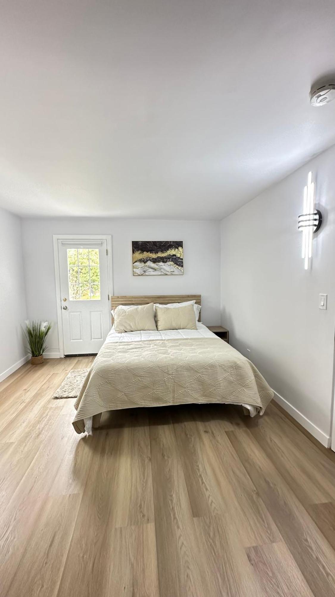 Modern 2Br Stylish & Cozy Unit Bed & Breakfast ลอสแอนเจลิส ภายนอก รูปภาพ